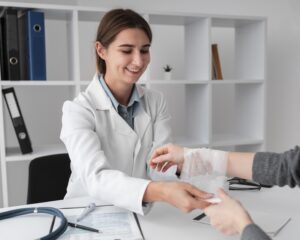 Why Won’t My Wound Heal? Causes & Solutions